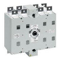 Перекидной выключатель-разъединитель - DCX-M 3P+N, 800A
