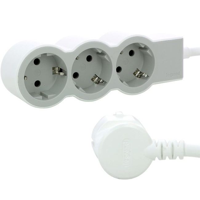 Многорозеточный блок ''Стандарт'' 3 x 2К+З - с кабелем длиной 1,5 м