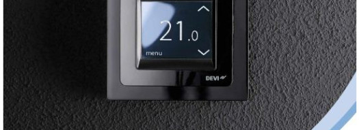 Терморегулятор с сенсорным дисплеем - DEVIreg Touch Black