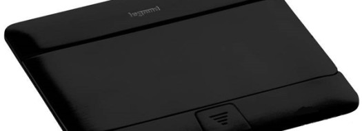 Выдвижной розеточный блок - 4 модуля - черный