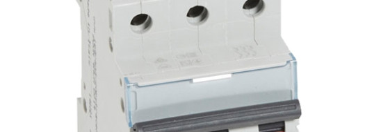 Автоматический выключатель - DX³ 6000 3P, D25A