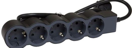 Многорозеточный блок ''Стандарт'' 5 x 2К+З - с кабелем длиной 1,5 м - черный