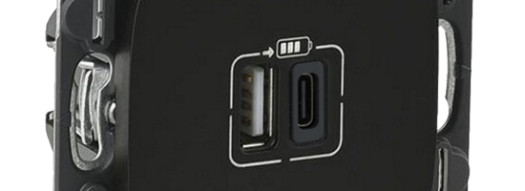 Зарядное устройство с USB Type A+C - Valena Allure - черный